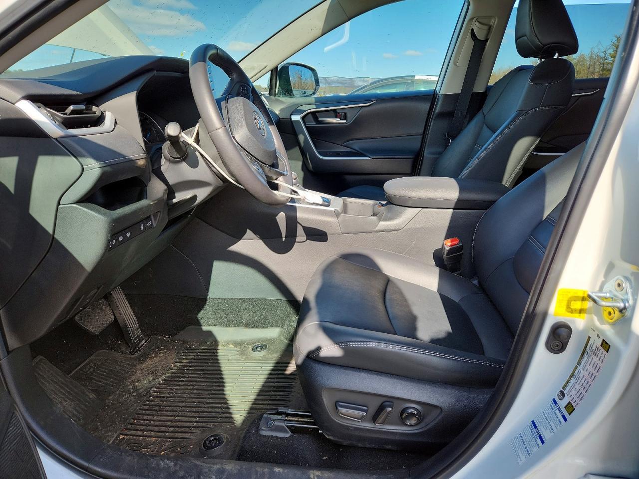 2022 Toyota Rav4 Xle Premium - Image 7