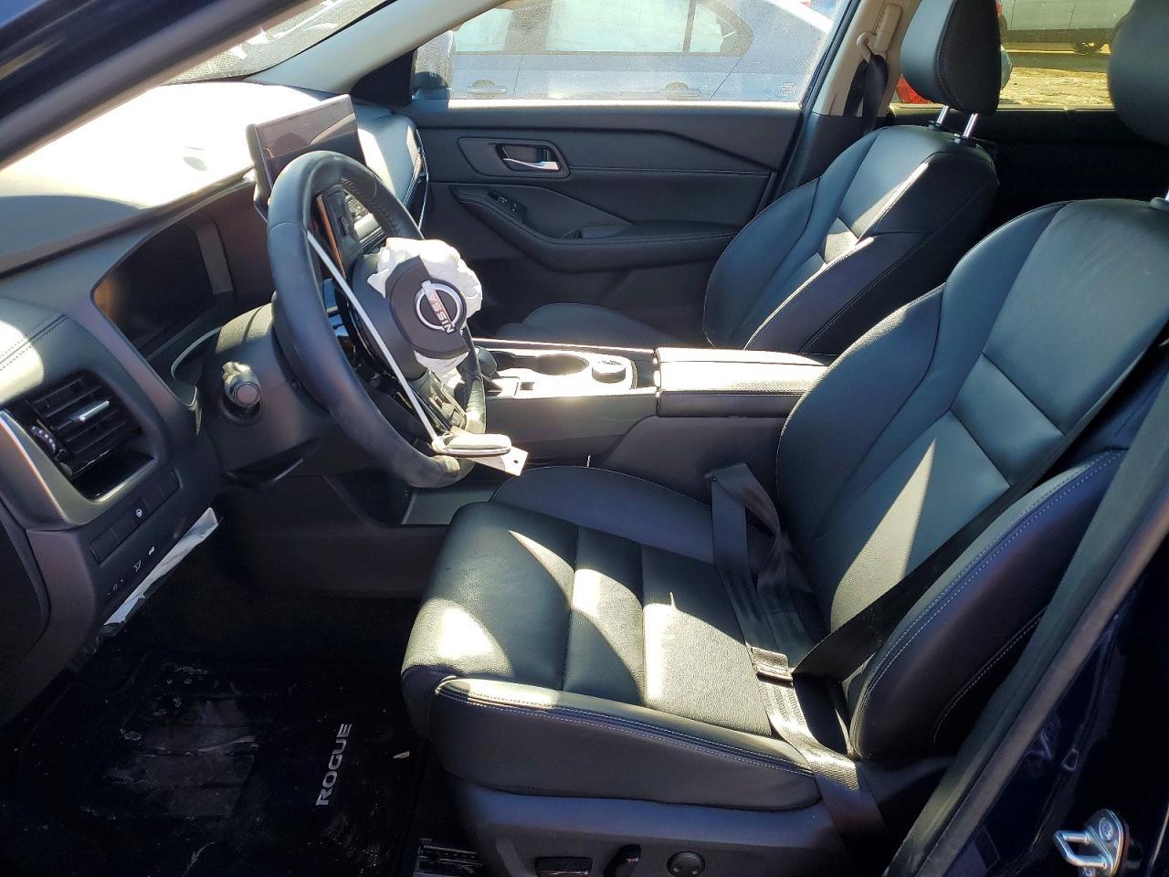 2024 Nissan Rogue Sl - Image 7