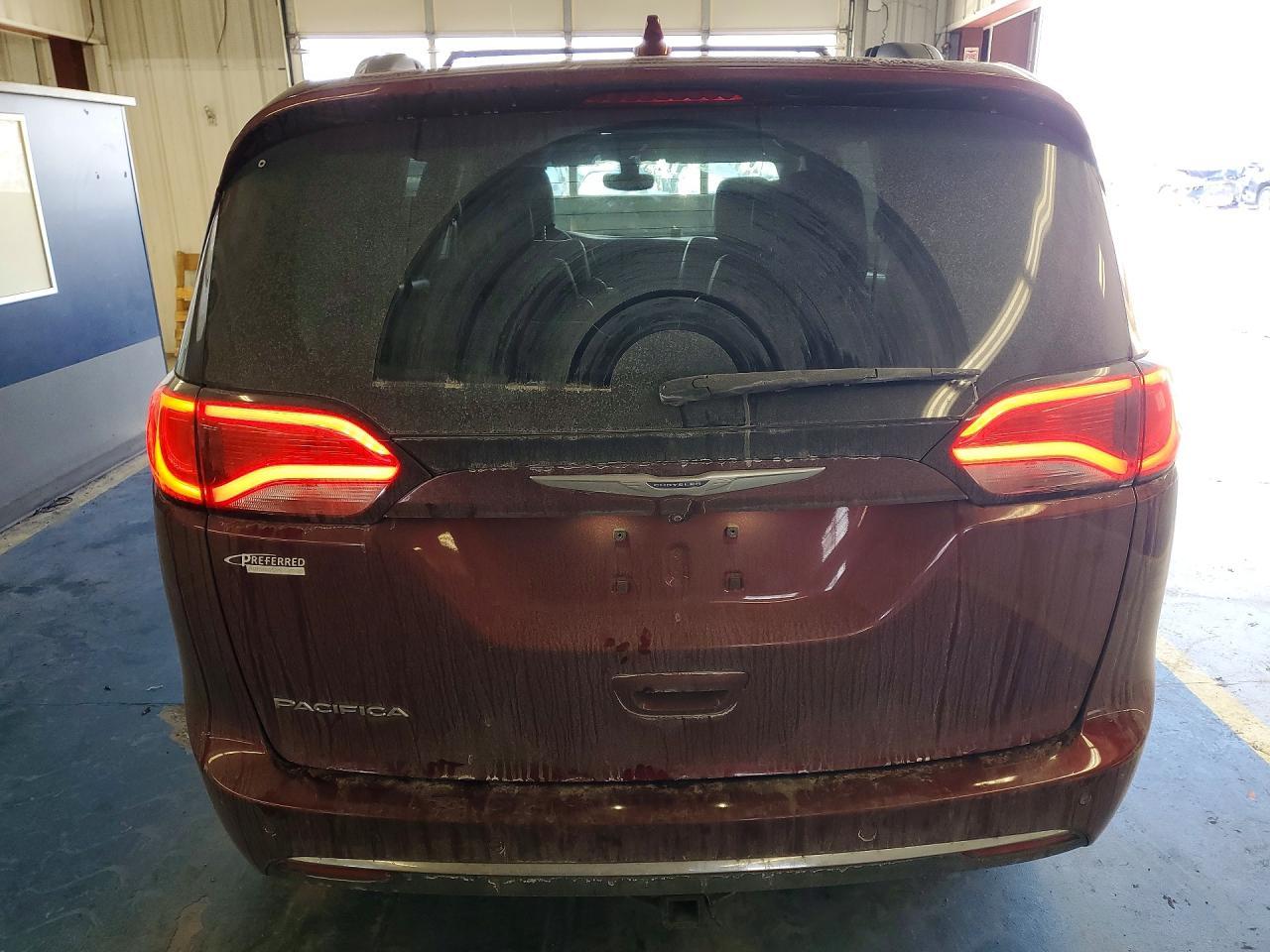 2019 Chrysler Pacifica Touring L - Фото 6