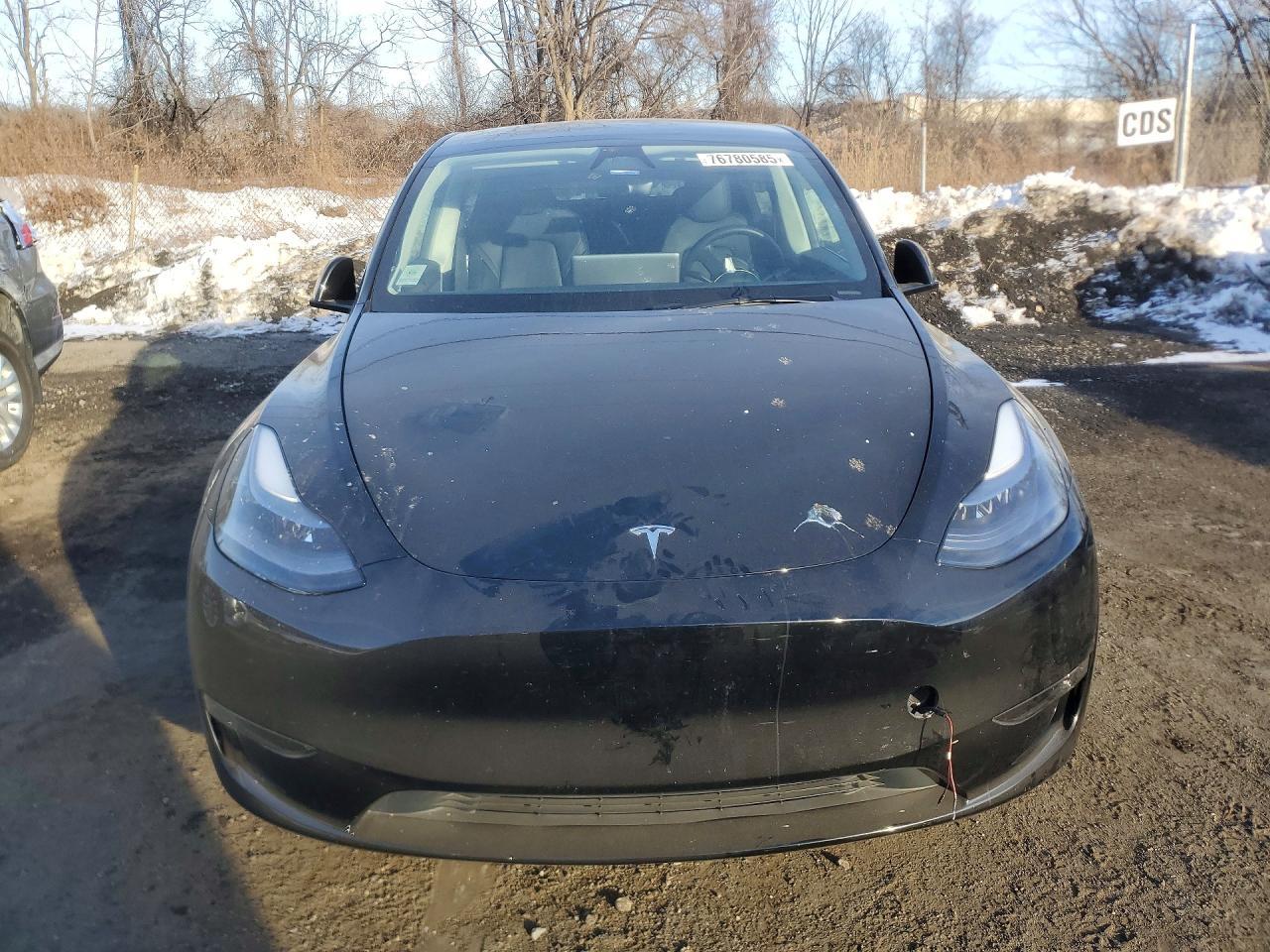 2024 Tesla Model Y - Фото 5