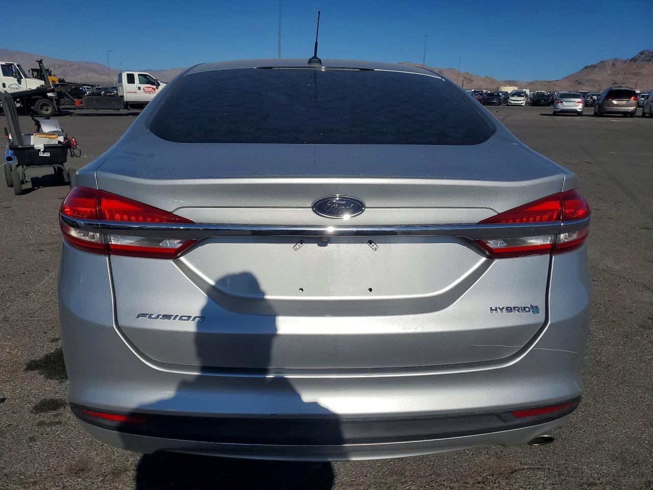 2018 Ford Fusion S Hybrid - Фото 6