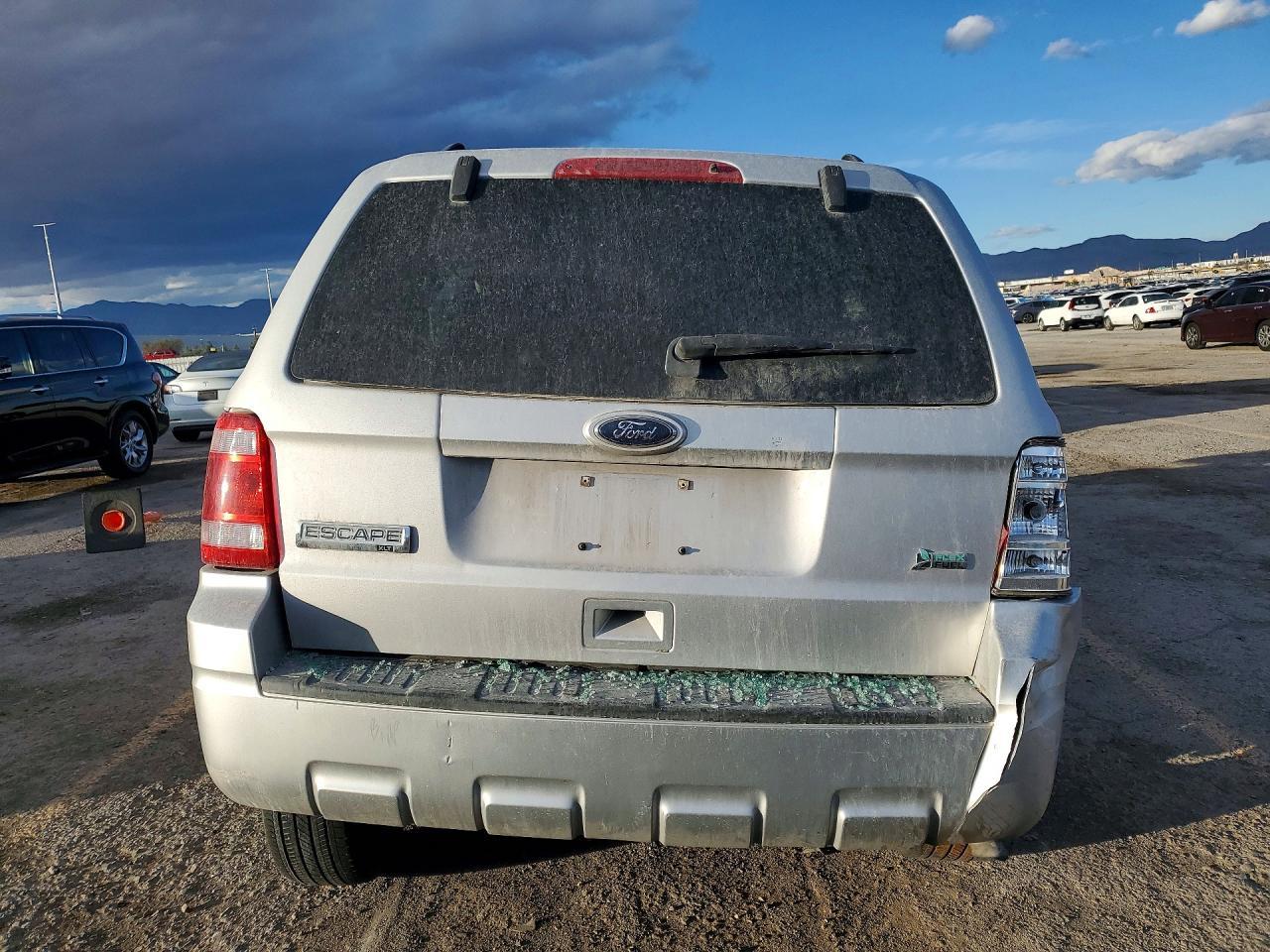 2011 Ford Escape Xlt - Image 6