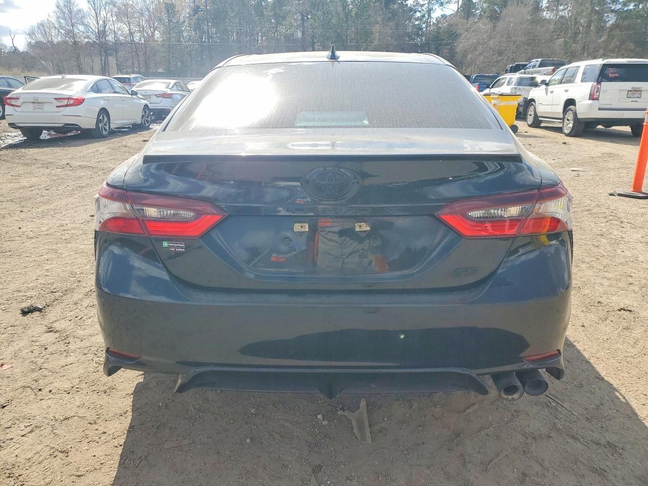 2023 Toyota Camry Se - Фото 6