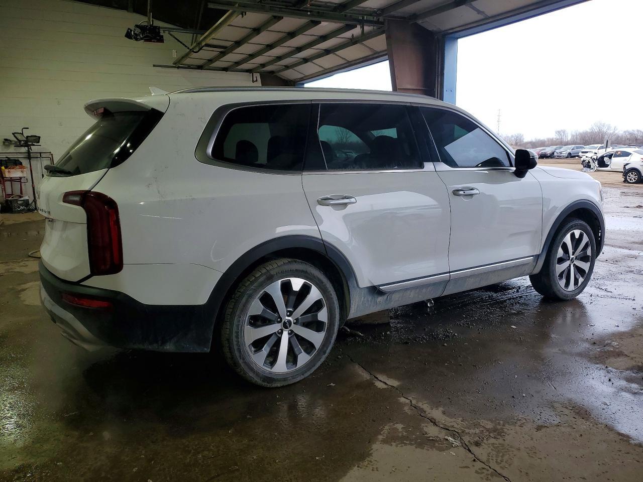 2022 Kia Telluride S Awd - Image 3