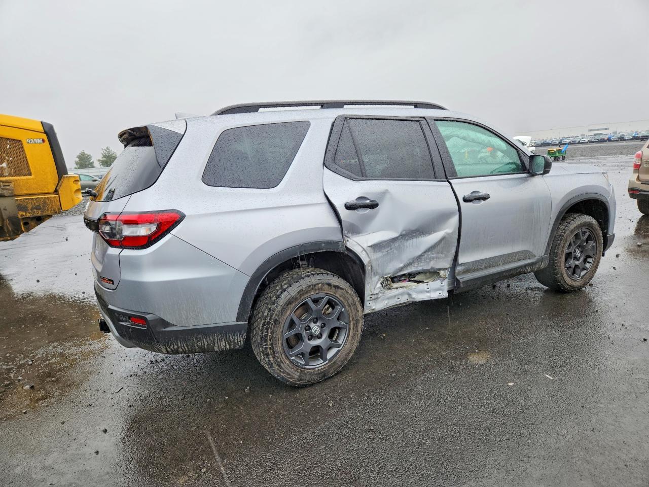 2025 Honda Pilot - Image 3
