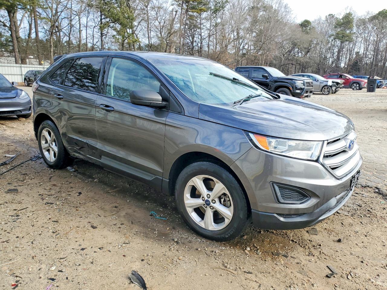 2015 Ford Edge Se - Image 4