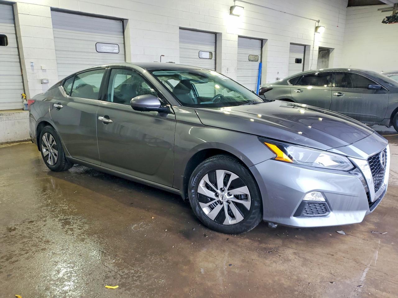2022 Nissan Altima S - Фото 4