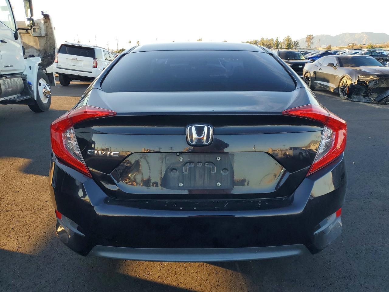2016 Honda Civic Lx - Фото 6