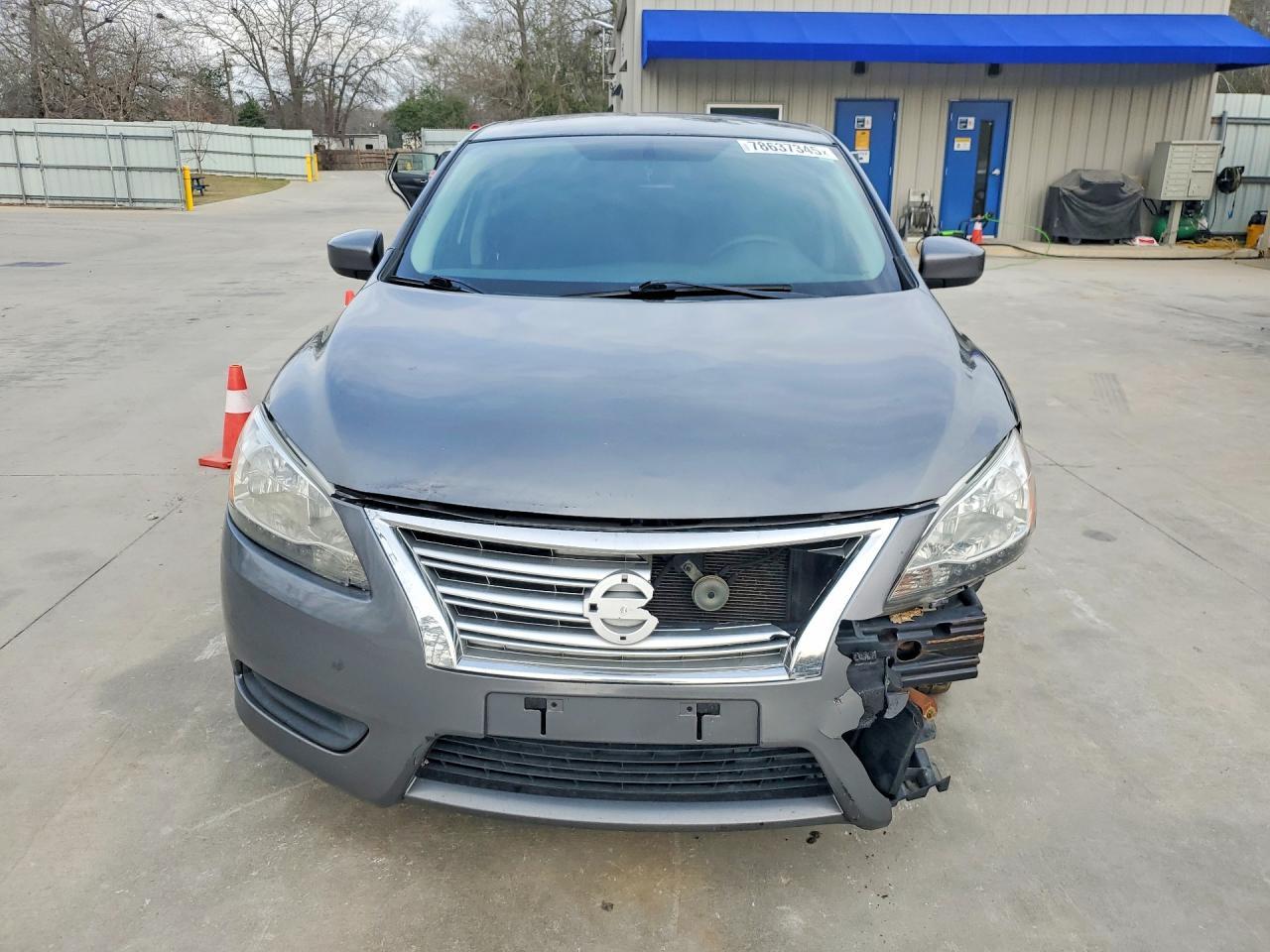2015 Nissan Sentra S - Image 5