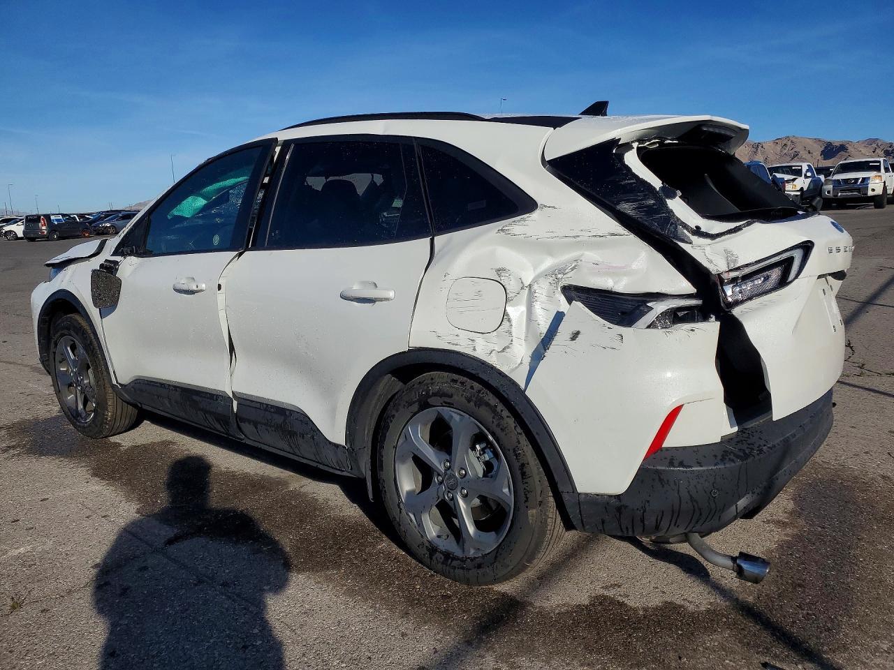 2026 Ford Escape St Line - Фото 2
