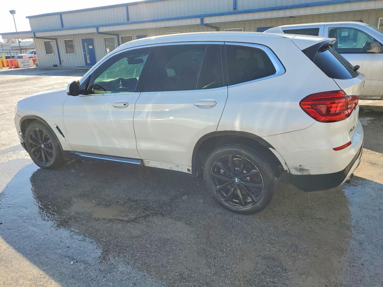 2019 BMW X3 Sdrive30I - Фото 2