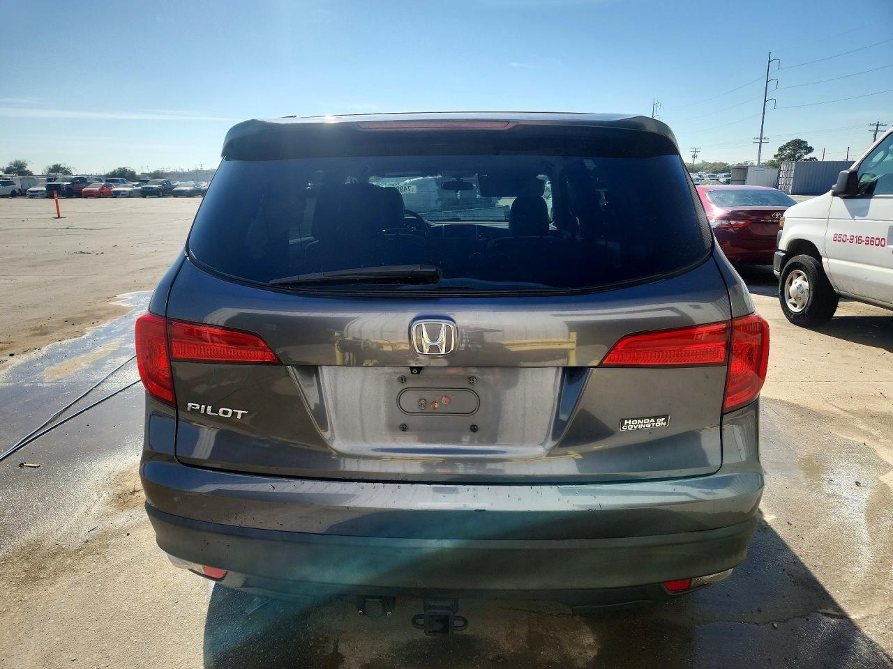 2017 Honda Pilot Lx - Фото 6