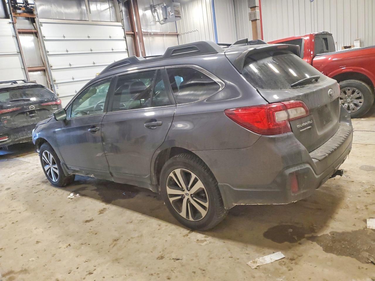 2019 Subaru Outback 3.6R Limited - Фото 2