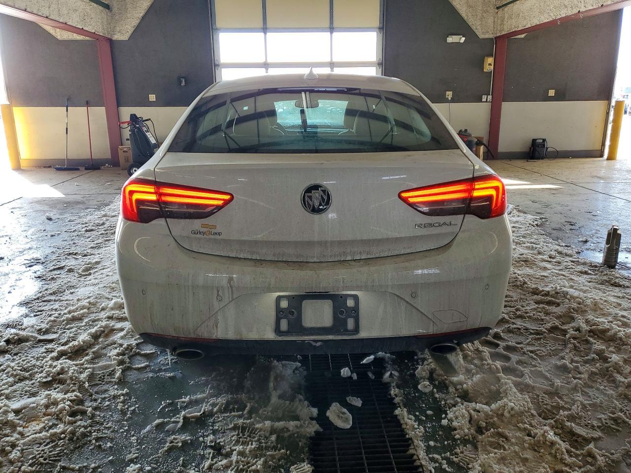 2020 Buick Regal Preferred - Фото 6