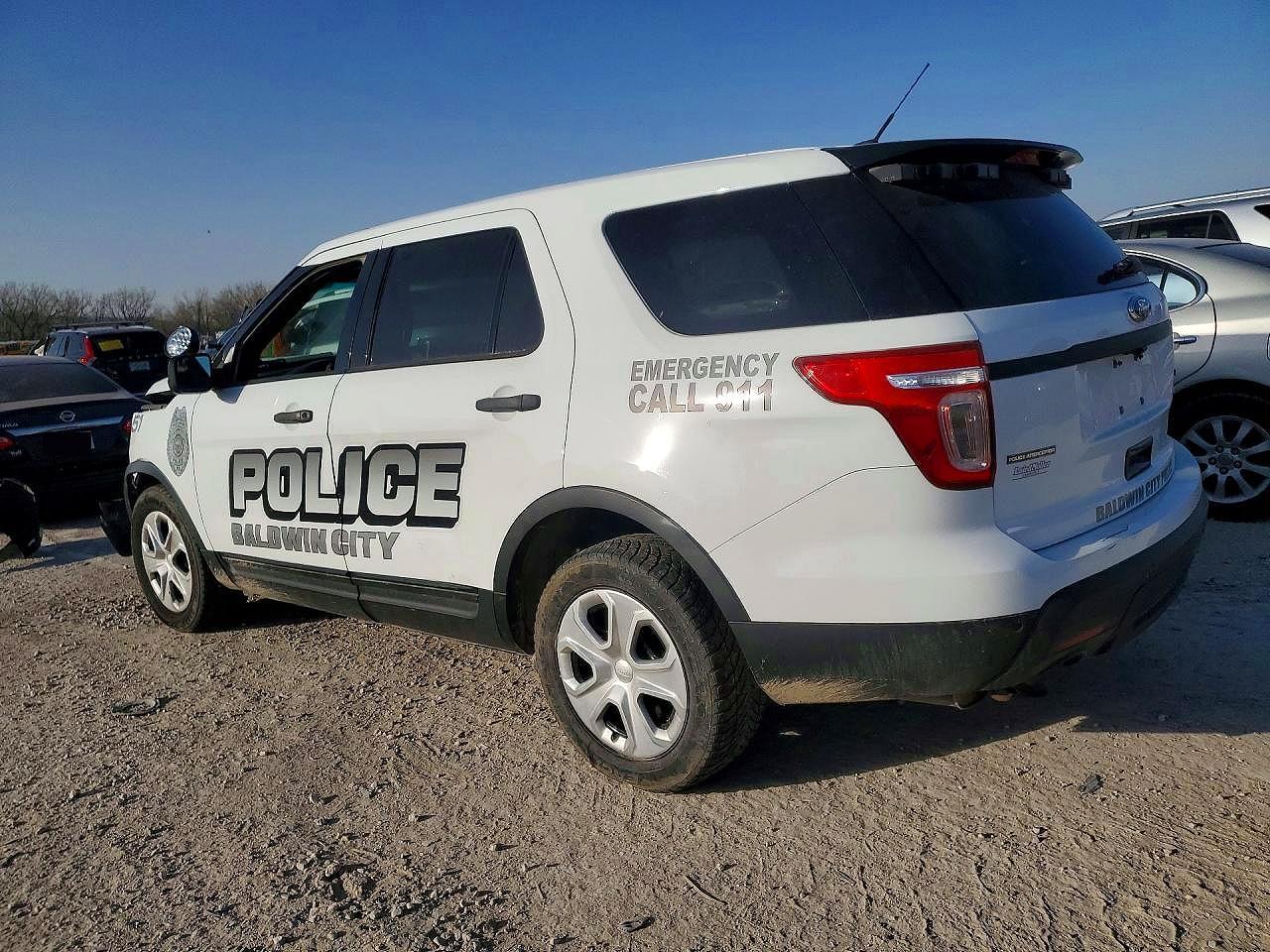 2015 Ford Explorer Police Interceptor - Фото 2