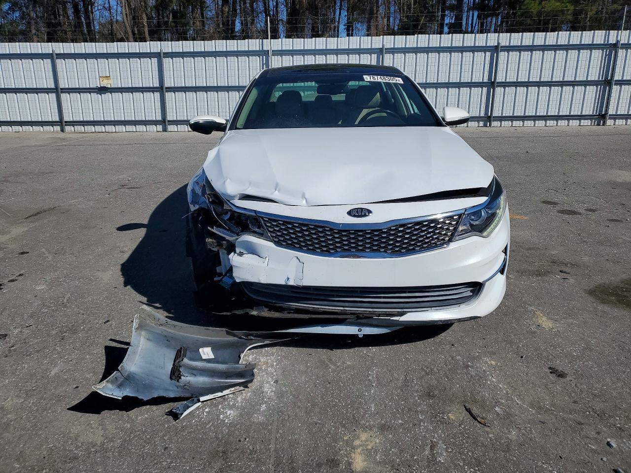2016 Kia Optima Ex - Image 5