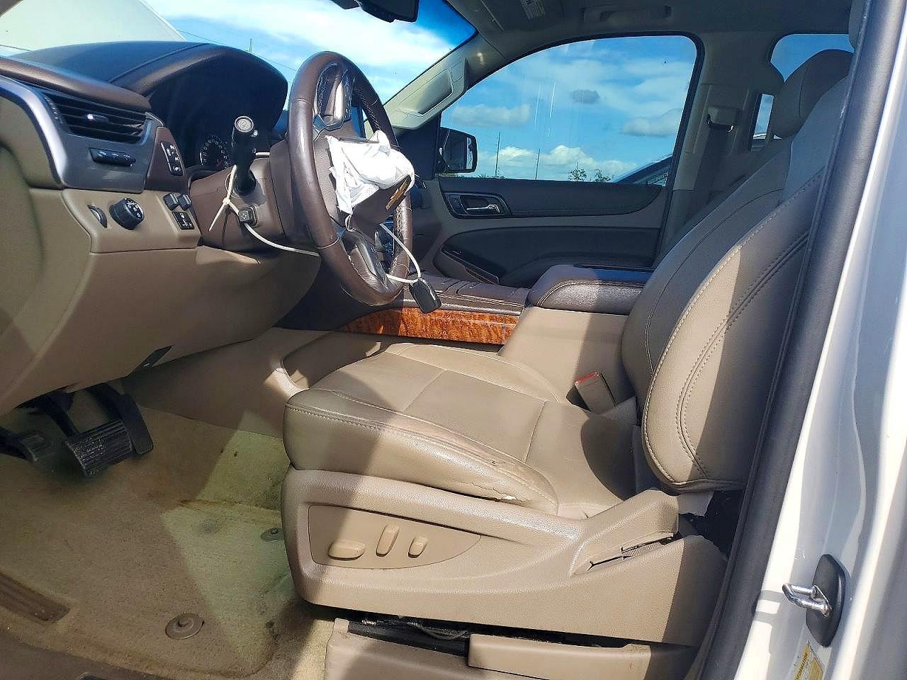 2017 Chevrolet Tahoe C1500 Premier - Image 7