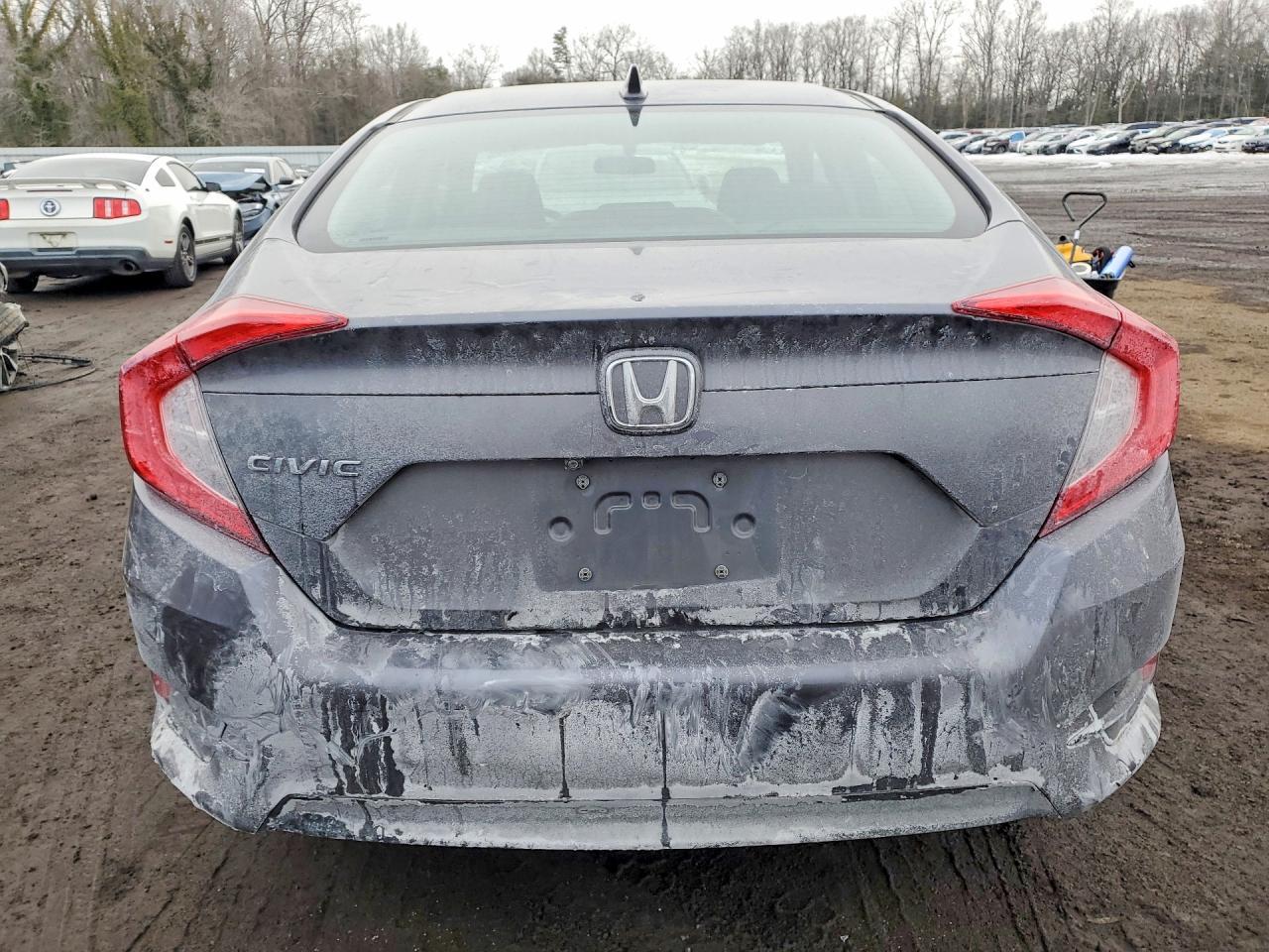 2018 Honda Civic Ex - Image 6