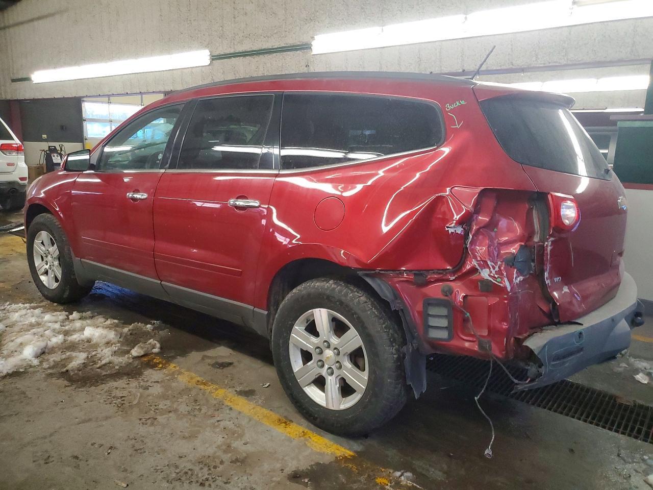 2012 Chevrolet Traverse Lt - Фото 2