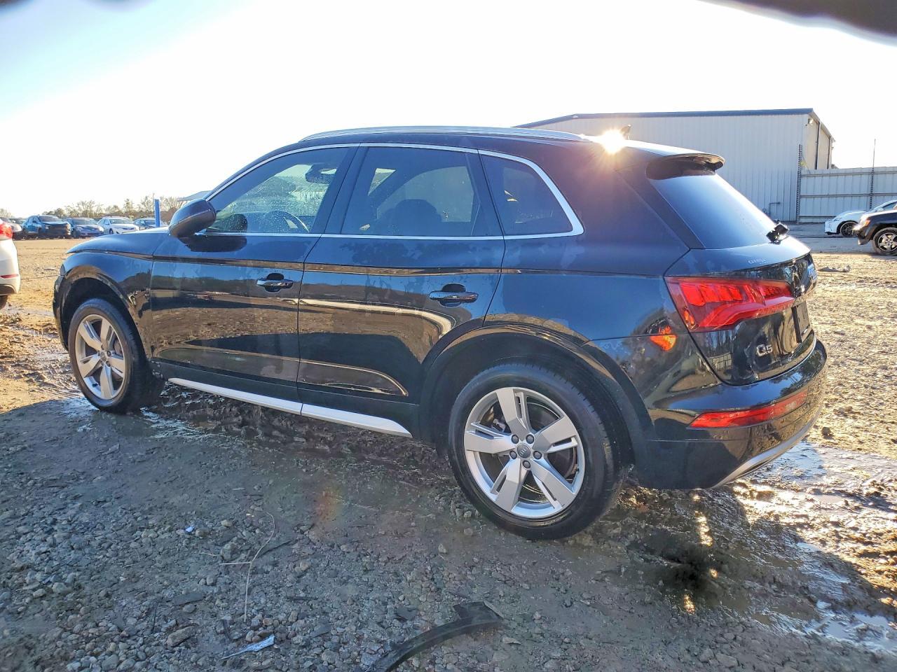 2018 Audi Q5 Premium Plus - Фото 2