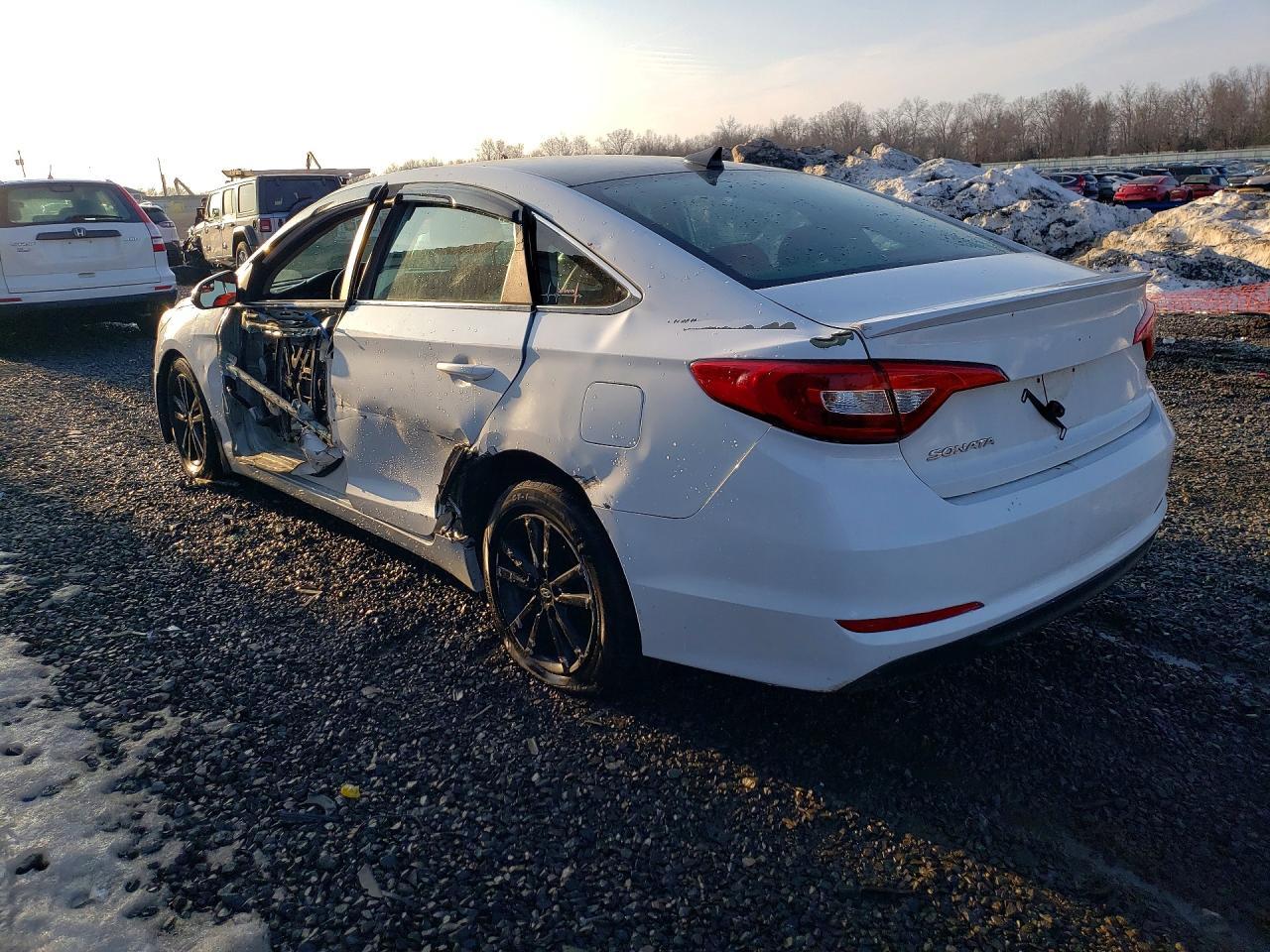 2015 Hyundai Sonata Se - Фото 2