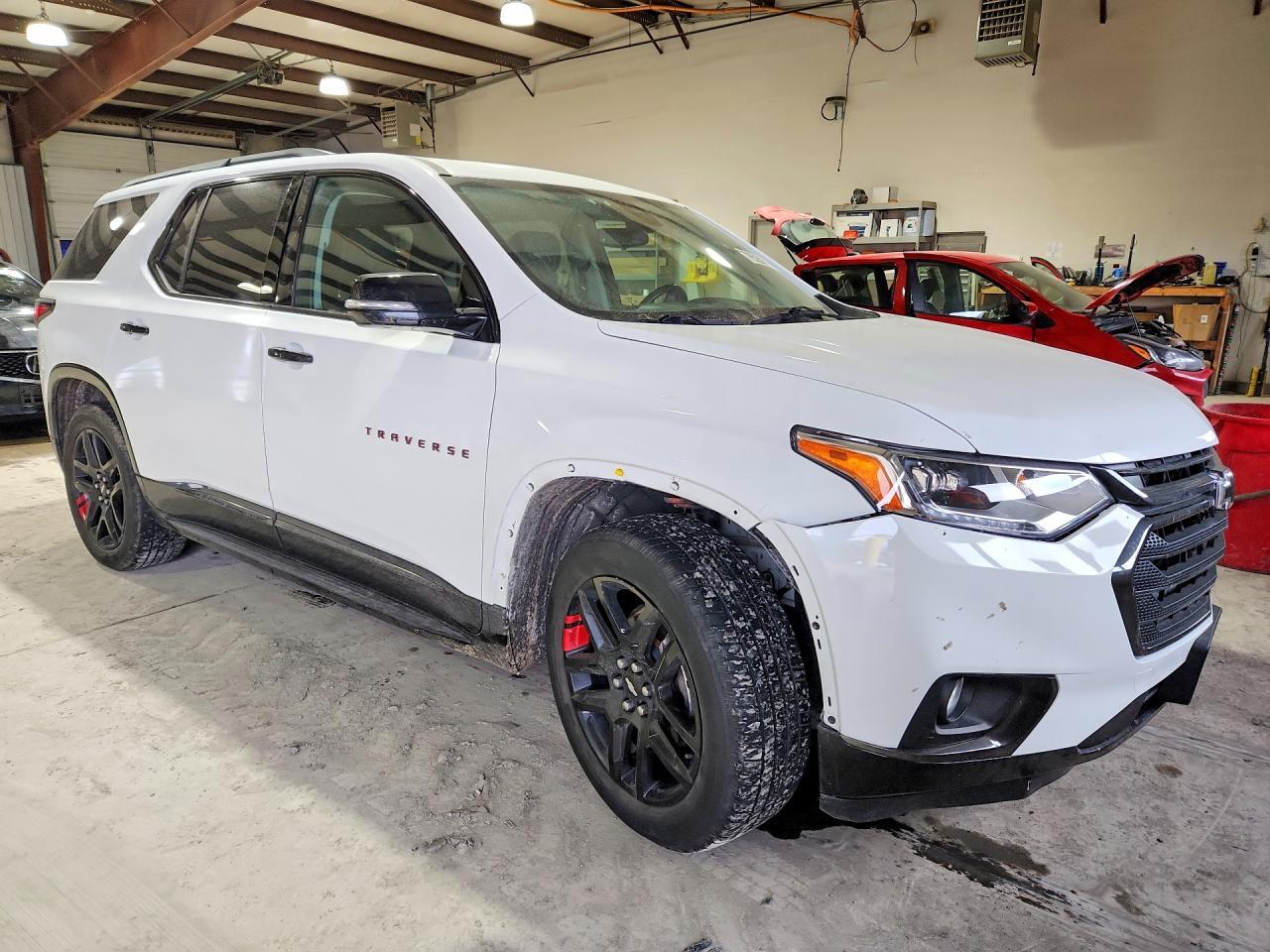 2019 Chevrolet Traverse Premier - Фото 4