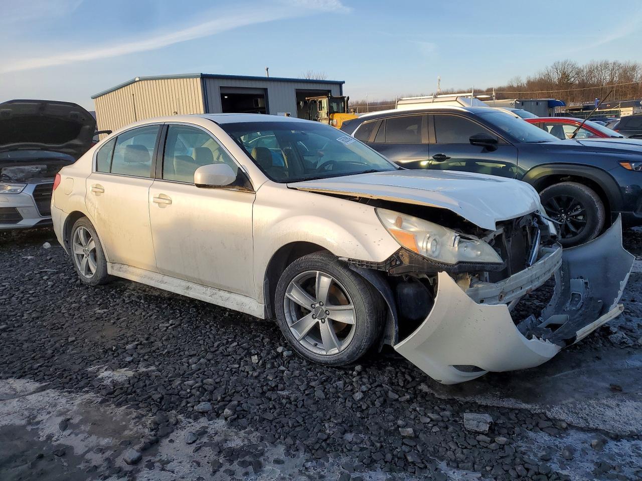2010 Subaru Legacy 2.5I Limited - Фото 4
