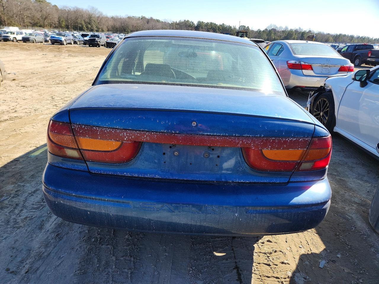 2002 Saturn Sl2 - Image 6
