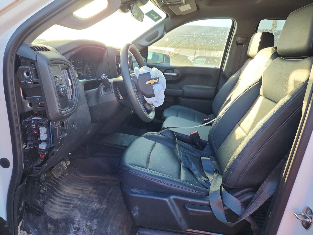 2023 Chevrolet Silverado C1500 - Фото 7