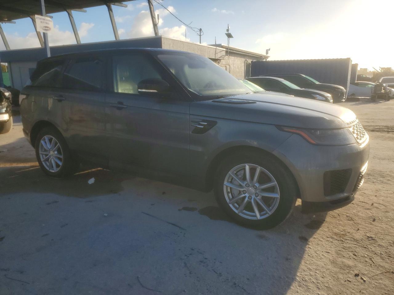 2019 Land Rover Range Rover Sport Se - Фото 4