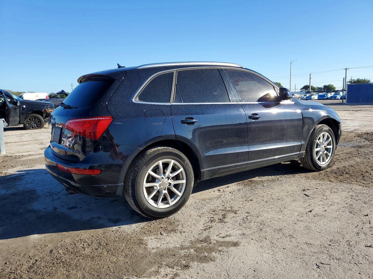 2011 Audi Q5 Premium - Фото 3