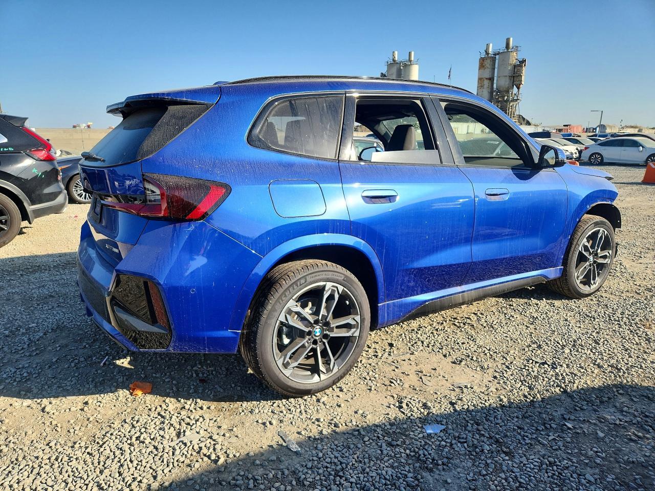 2025 BMW X1 xDrive28I - Image 3