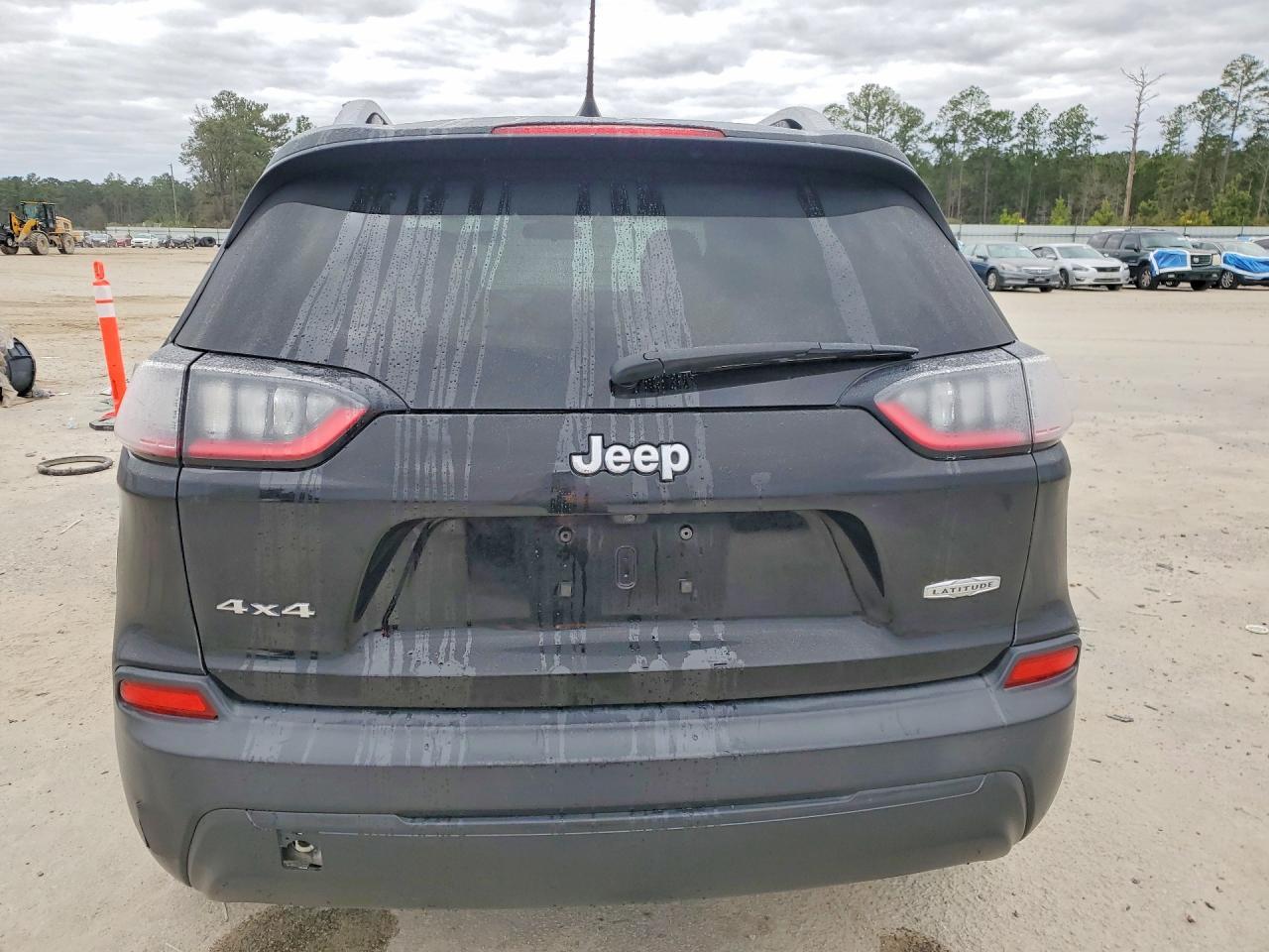 2019 Jeep Cherokee Latitude - Фото 6