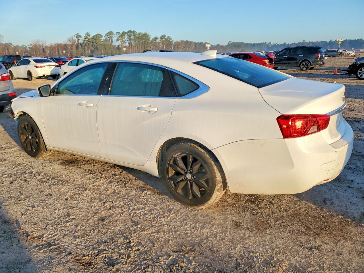2019 Chevrolet Impala Lt - Фото 2