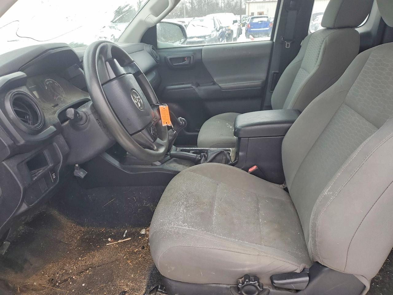 2017 Toyota Tacoma Access Cab - Image 7