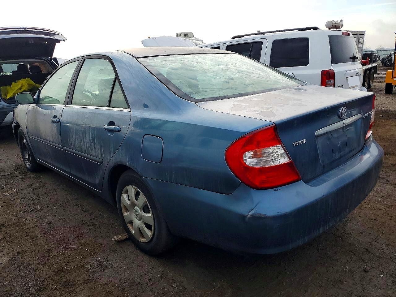 2004 Toyota Camry - Image 2