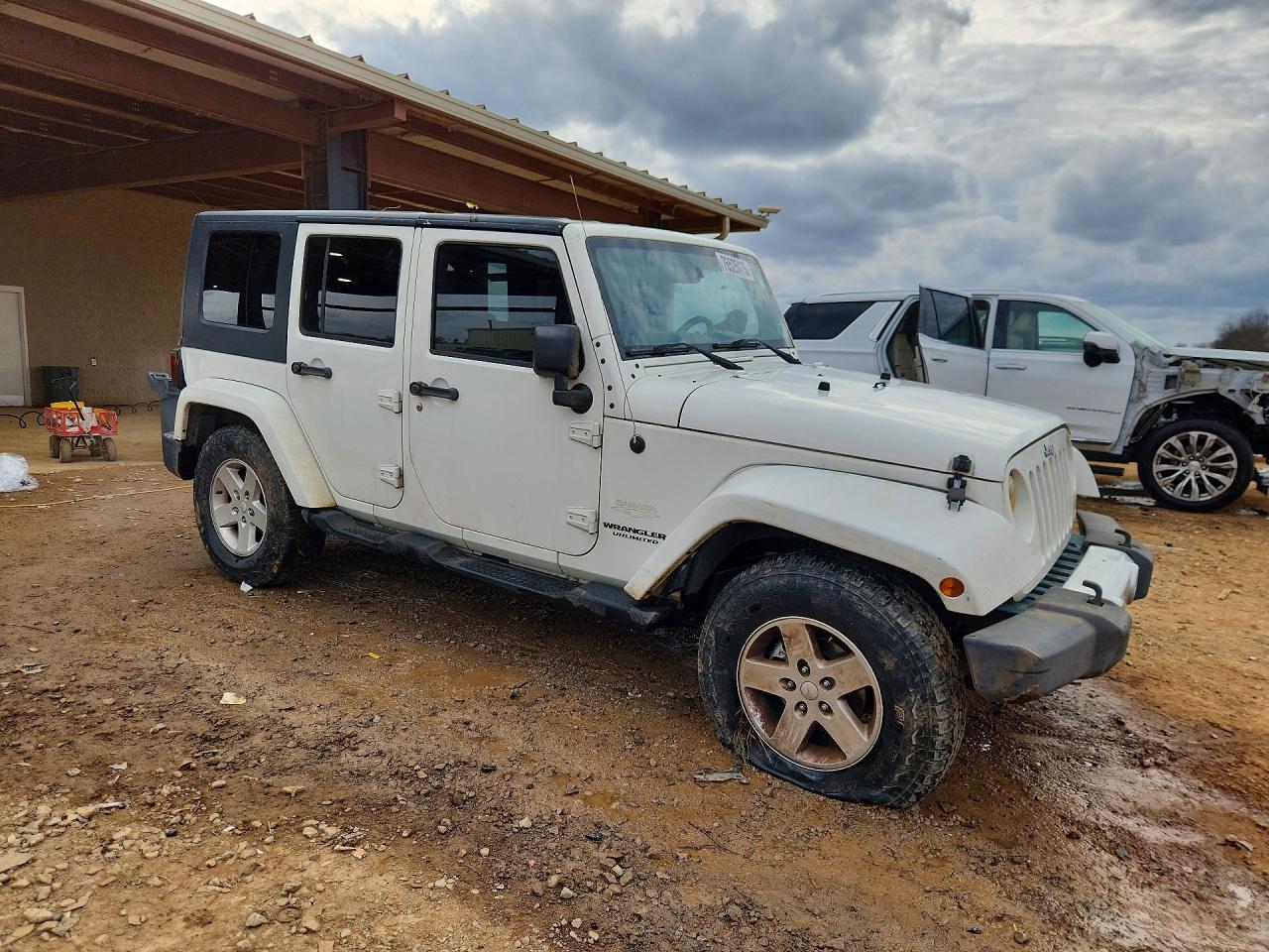 2010 Jeep Wrangler Unlimited Sahara - Фото 4