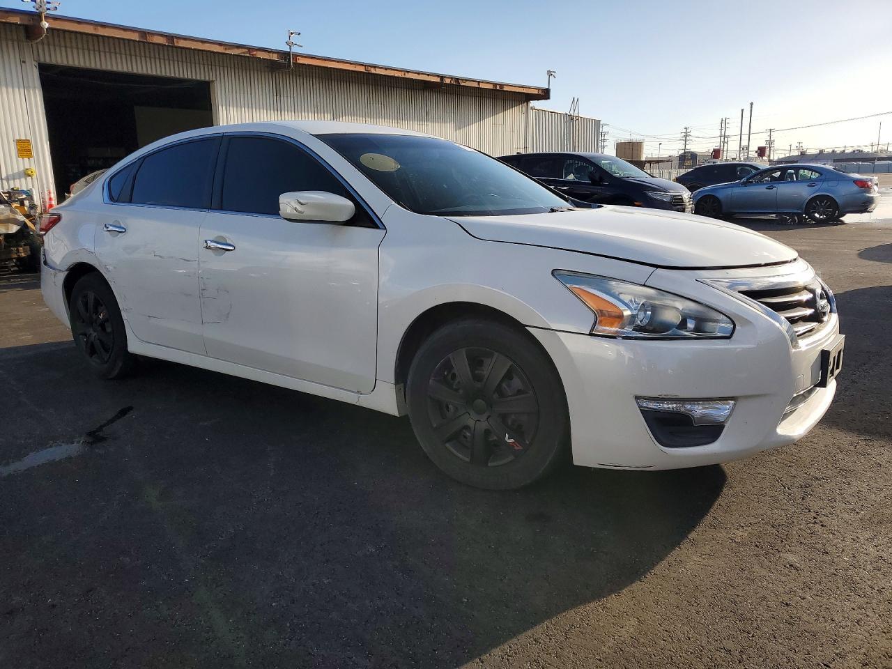 2014 Nissan Altima 2.5 - Фото 4