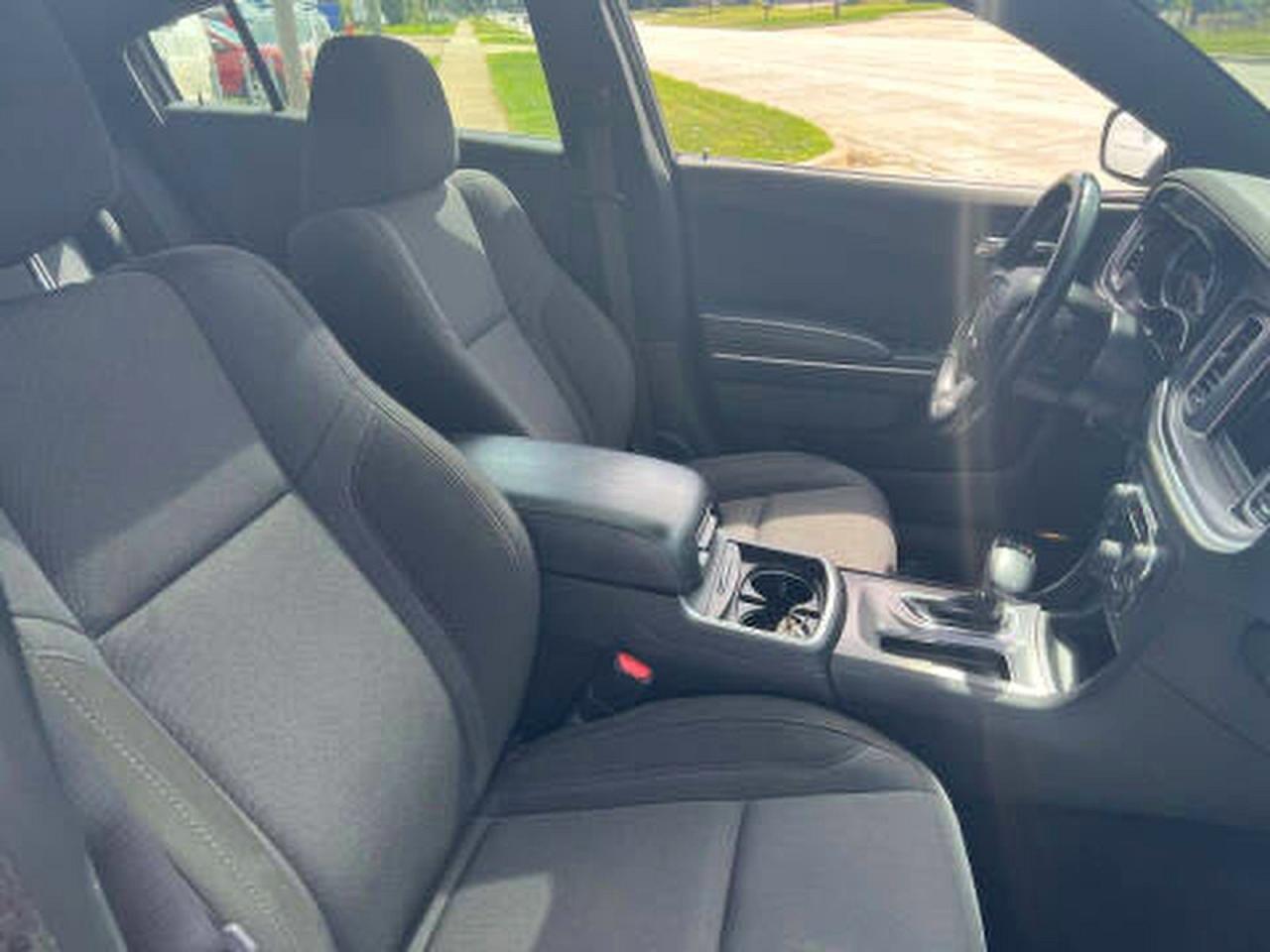 2019 Dodge Charger Sxt - Фото 5
