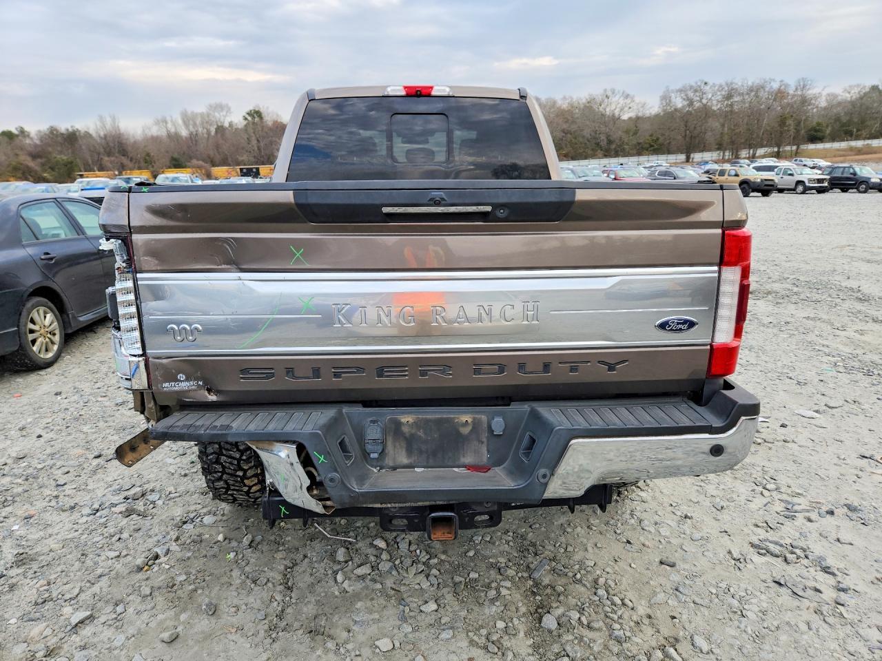 2019 Ford F250 Super Duty - Image 6