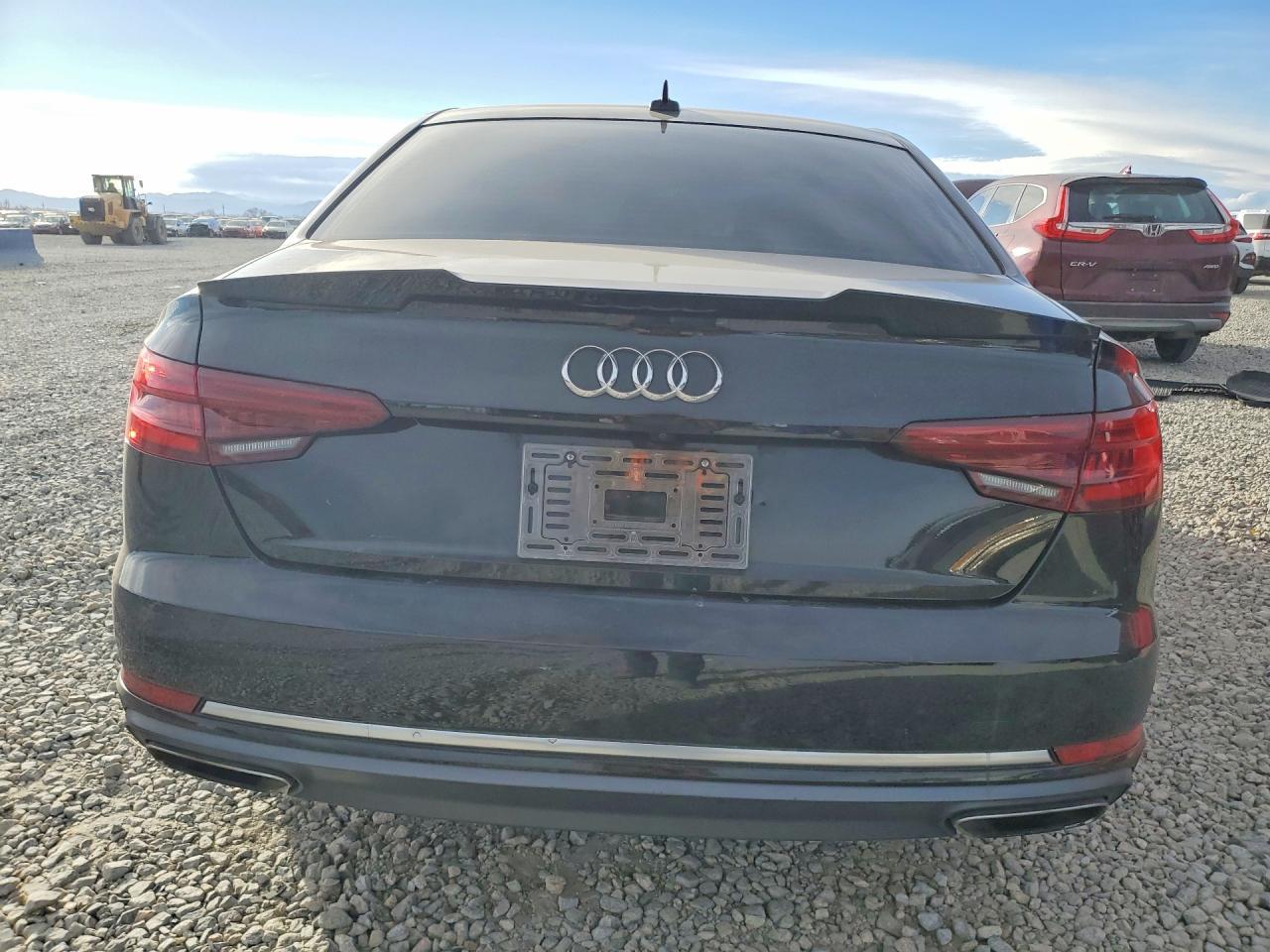 2019 Audi A4 Premium - Фото 6