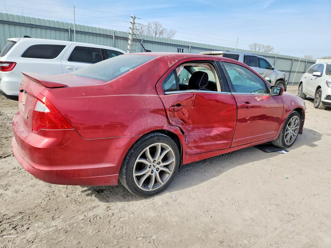 2011 Ford Fusion - Фото 3