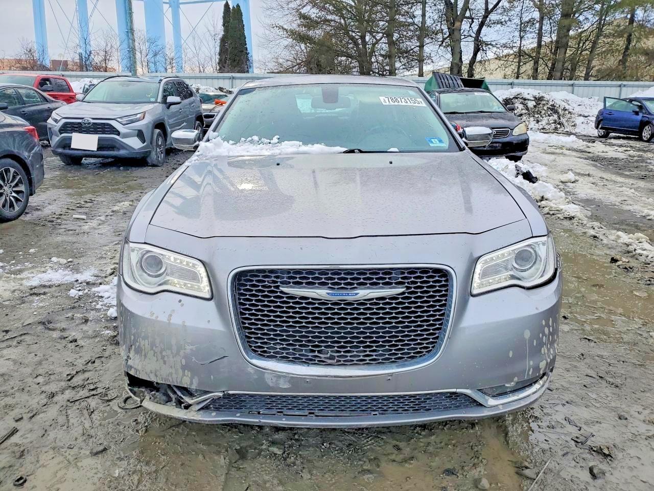 2016 Chrysler 300C - Фото 5