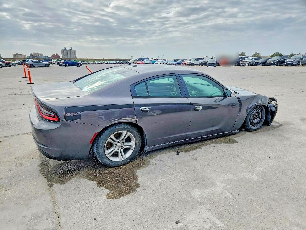 2015 Dodge Charger Se - Фото 3