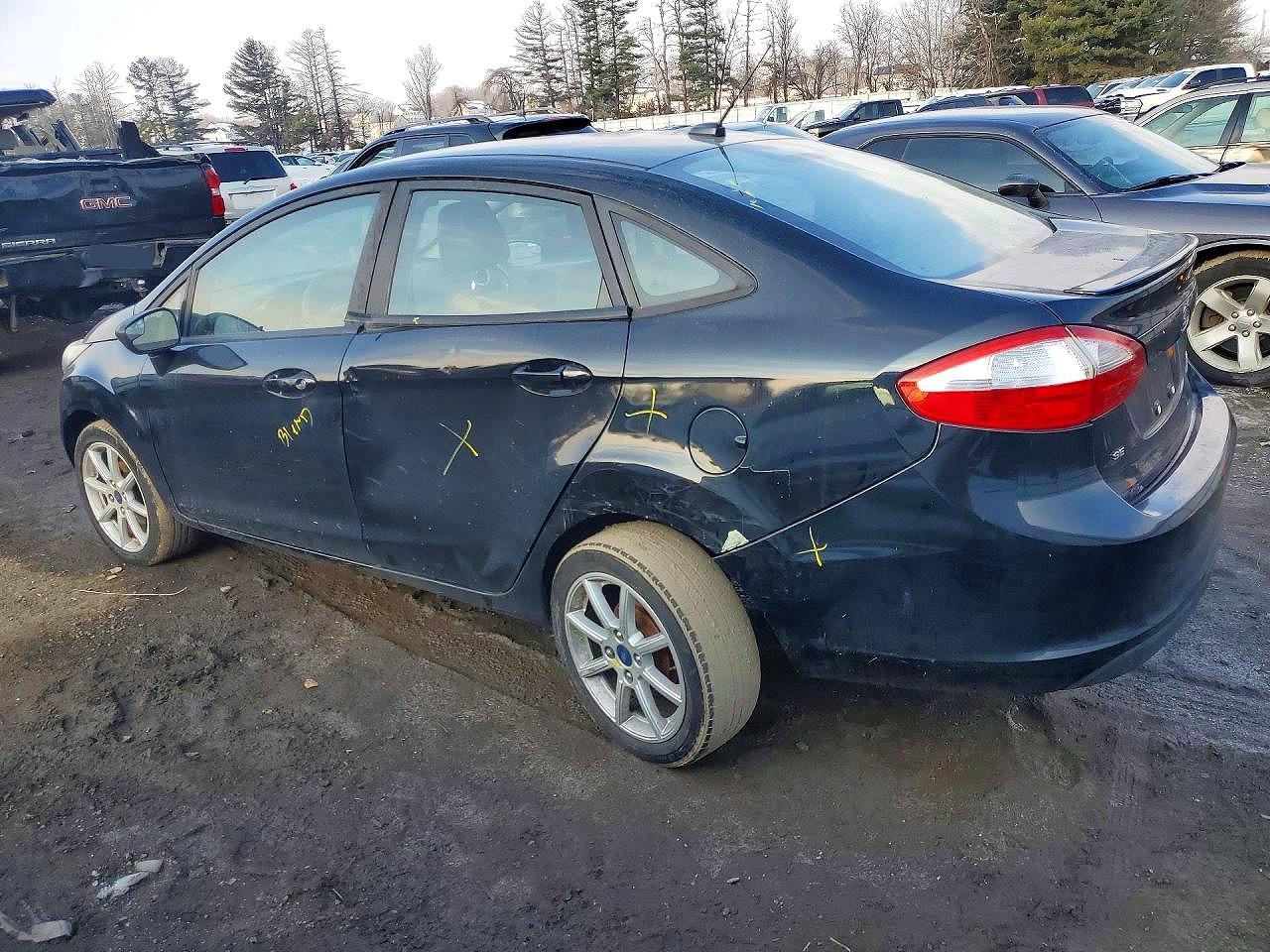 2019 Ford Fiesta Se - Фото 2