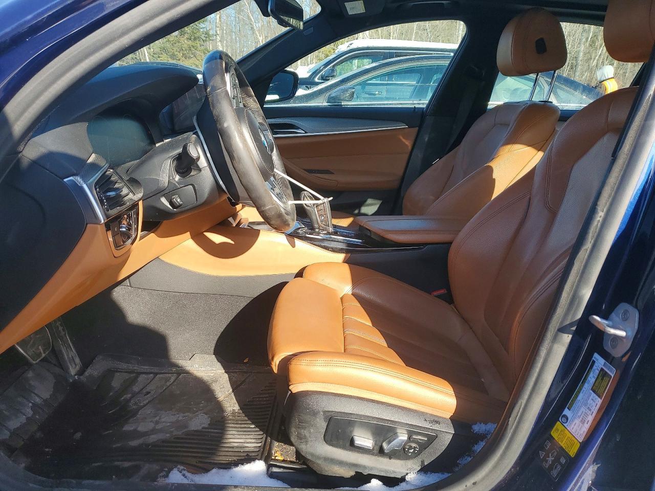 2019 BMW 530 Xi - Image 7