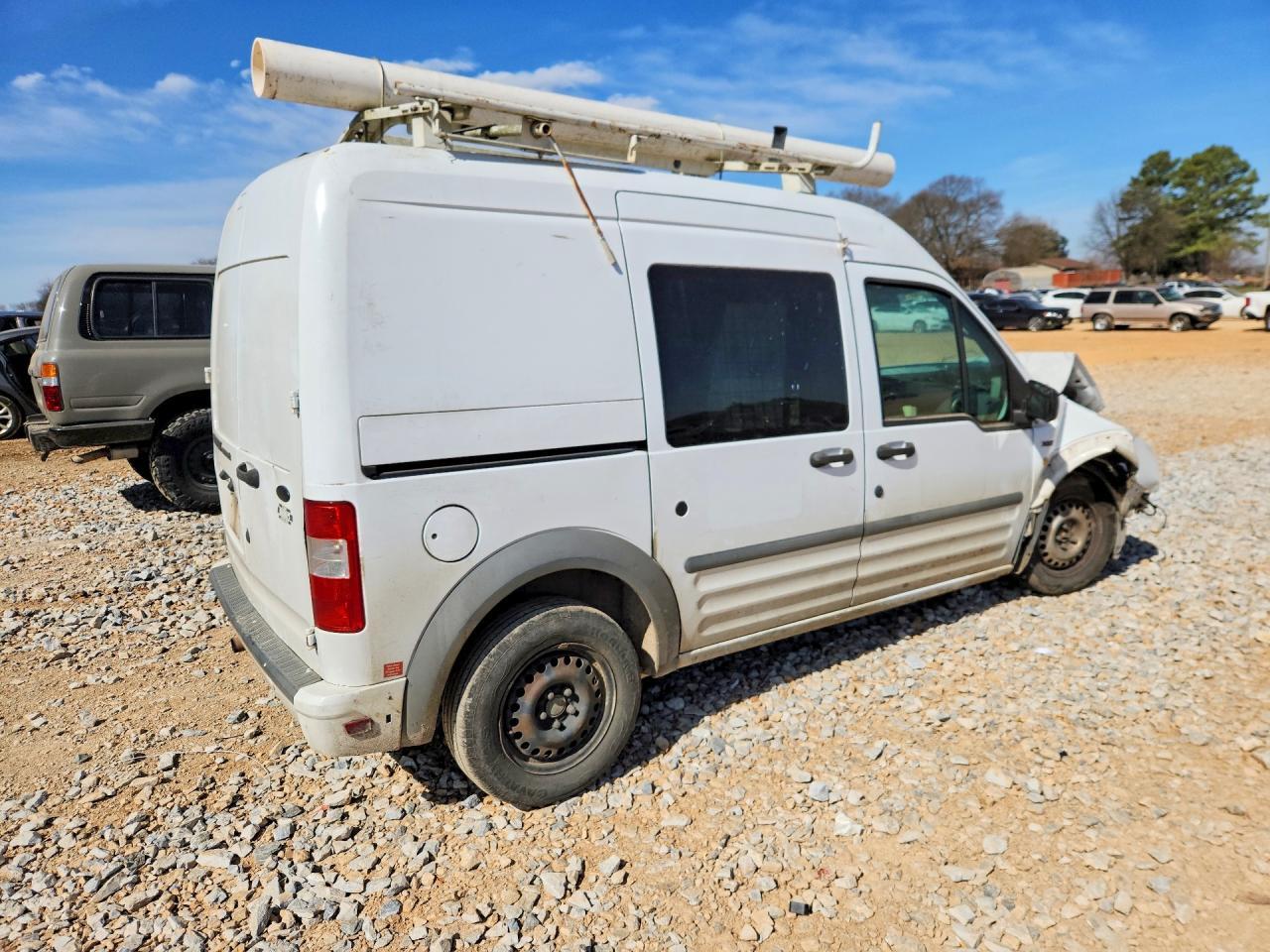 2011 Ford Transit Connect Xl Utility / Service Van - Image 3