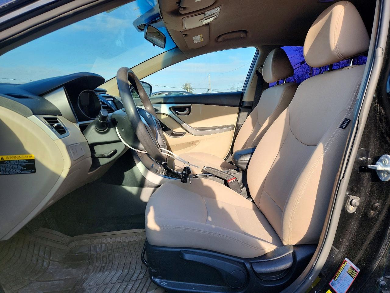 2015 Hyundai Elantra Se - Фото 7