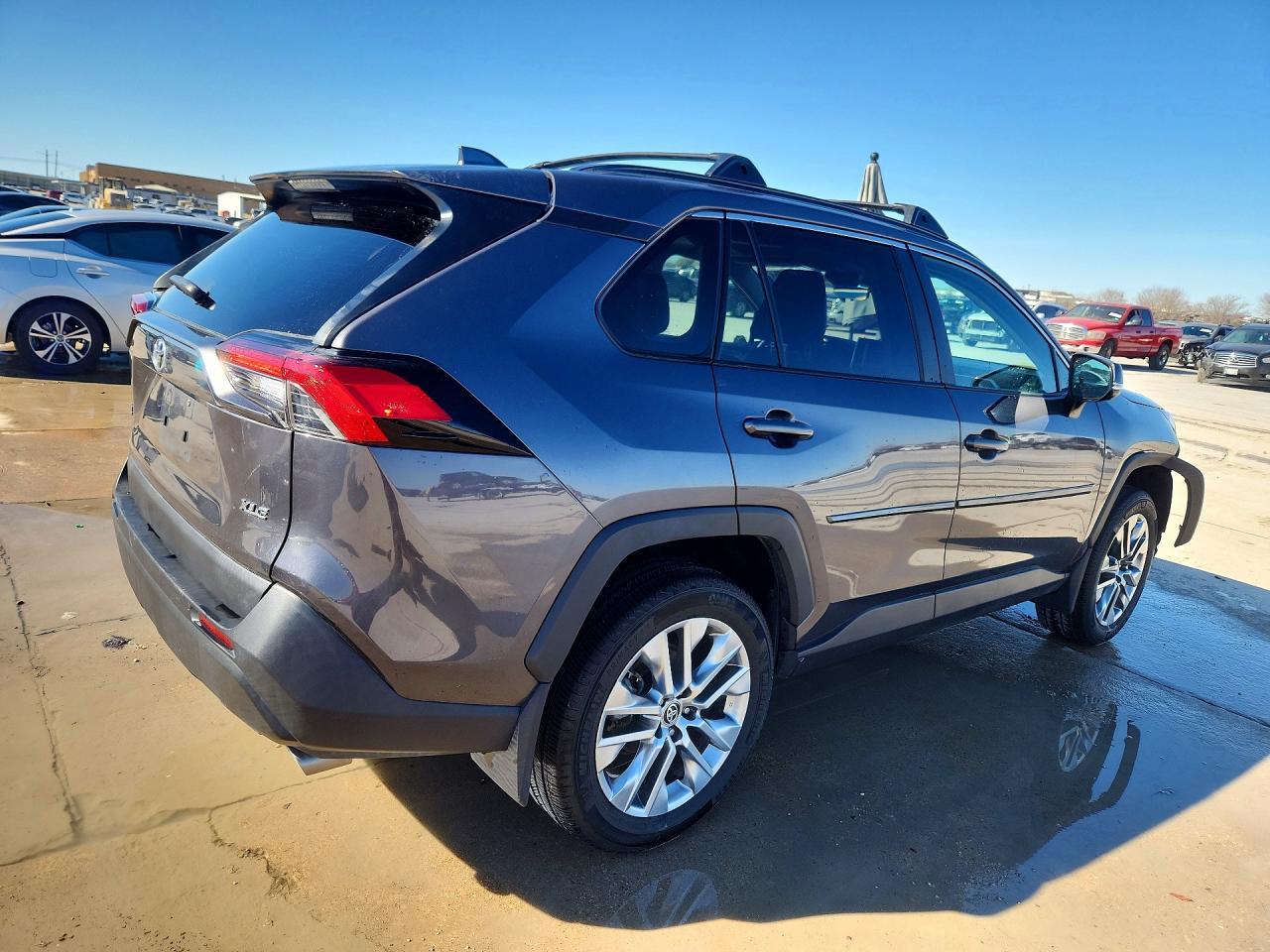 2024 Toyota Rav4 Xle Premium - Фото 3