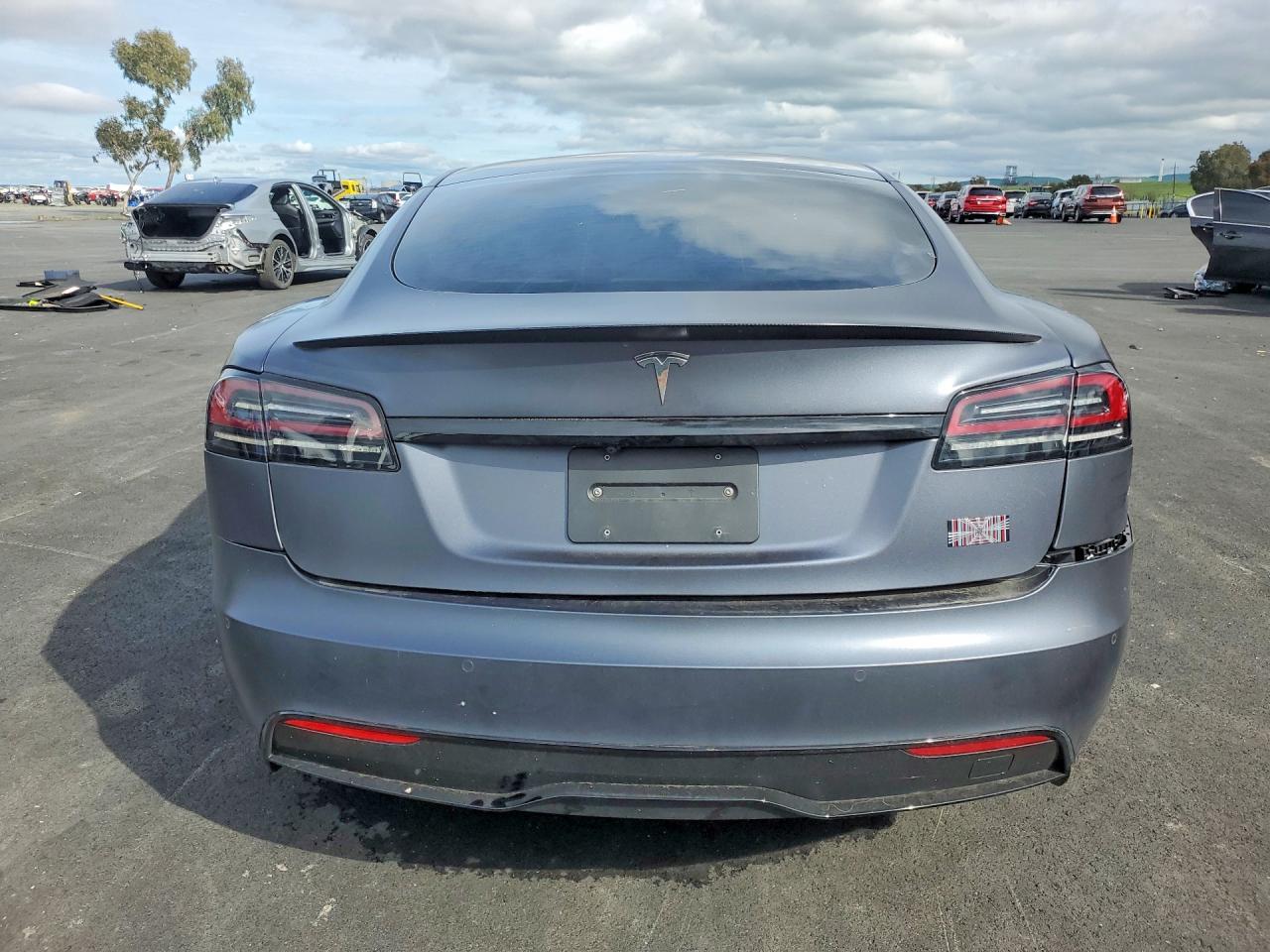 2023 Tesla Model S - Фото 6